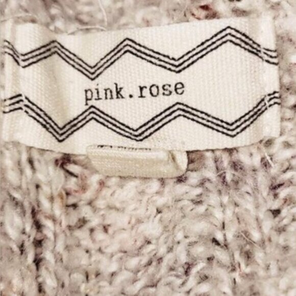 Pink Rose Equestrian style Loose Knit Patch Sweater- Size Small - Picture 10 of 14